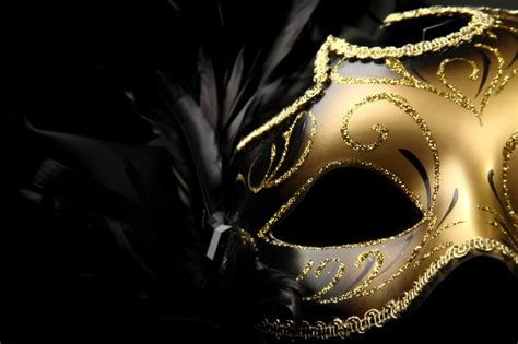 Bal masqué - masque, déguisement, robe, trouvez les meilleures idées! - Archzine.fr