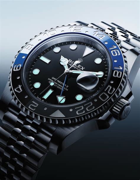 Rolex GMT-Master II - The ideal watch for criss-crossing the globe