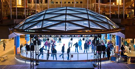 This is the last weekend you can skate at the Robson Square rink | Listed