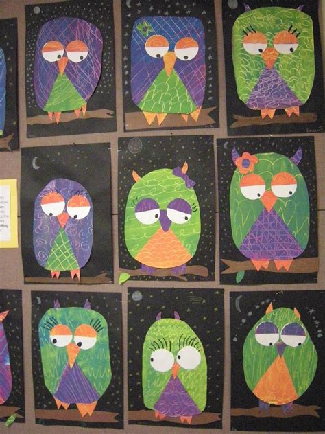 Secondary Color Owls.....cute idea, but I would have the kids cut out their own shapes, etc. so ...