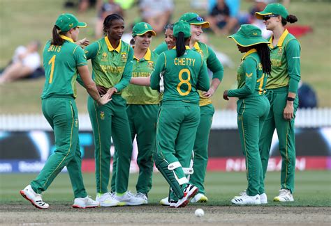 Women's WC: South Africa win thriller against New Zealand - Rediff Cricket