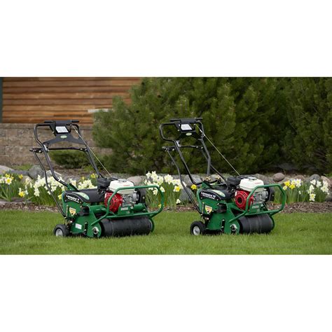 7 Best Lawn Aerators | The Family Handyman