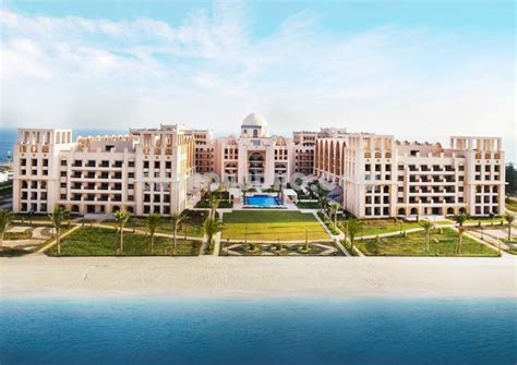 Palm Jumeirah Beach Resorts In Dubai For Sale :: Ghar Dhudho