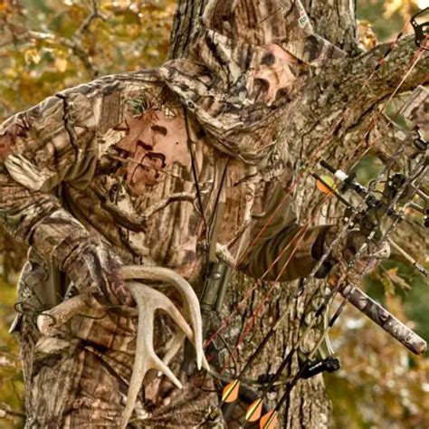 Best Tips for Deer Hunting Camouflage | TheGearHunt