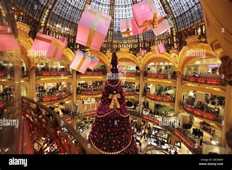 Christmas decorations in Galeries Lafayette department store, Paris ...