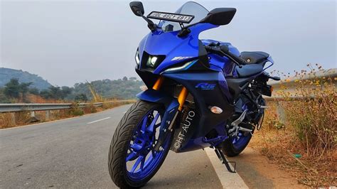 2021 Yamaha YZF-R15 V4 road test review: | HT Auto