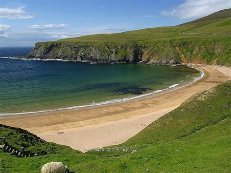 Free picture: beach, green, hills, sand