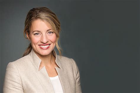 ITAC Welcomes New Minister for Tourism, The Honourable Mélanie Joly - Indigenous Tourism ...