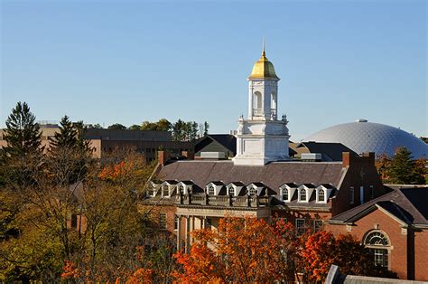 Fall Colors Show Campus at its Best - UConn Today