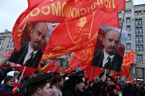 Communists Mark Russian Revolution’s Centenary in Moscow - The New York Times