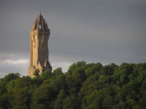 Stirling and The 3 Lochs tour - Discreet Scotland Tours