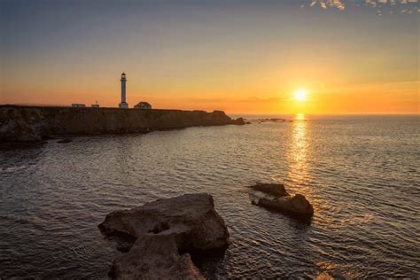 Point Arena Lighthouse, Point Arena, CA - California Beaches