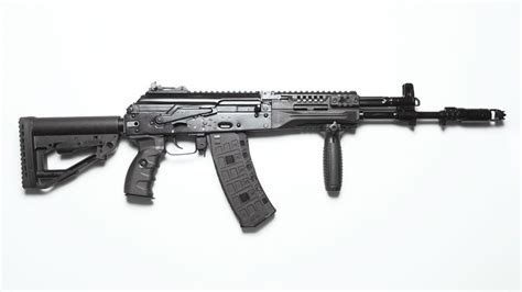 The AK-12 - Russia's Newest Combat Rifle - YouTube