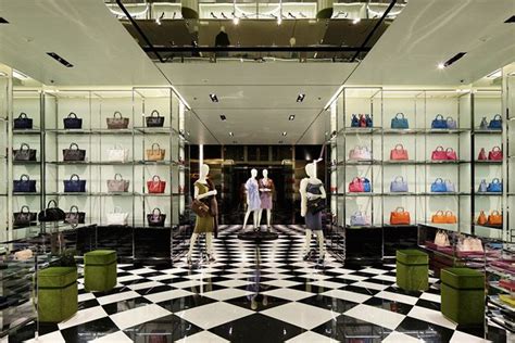 Prada flagship store by Roberto Baciocchi, Osaka Japan | Retail store ...