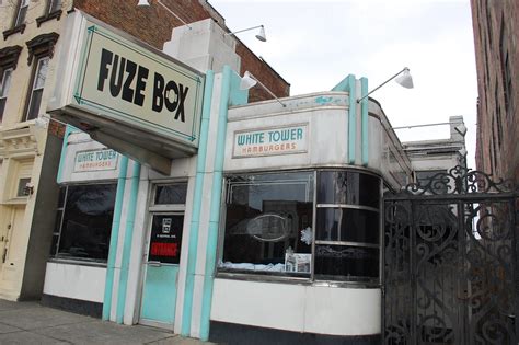 DSC_3687 | Former White Tower Hamburgers (now Fuze Box loung… | Flickr