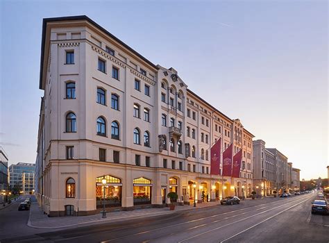 HOTEL VIER JAHRESZEITEN KEMPINSKI MÜNCHEN - Updated 2024 Prices & Reviews (Munich, Germany)