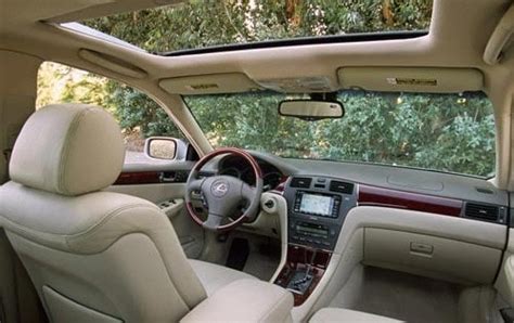 2002 Lexus ES 300 Interior Pictures