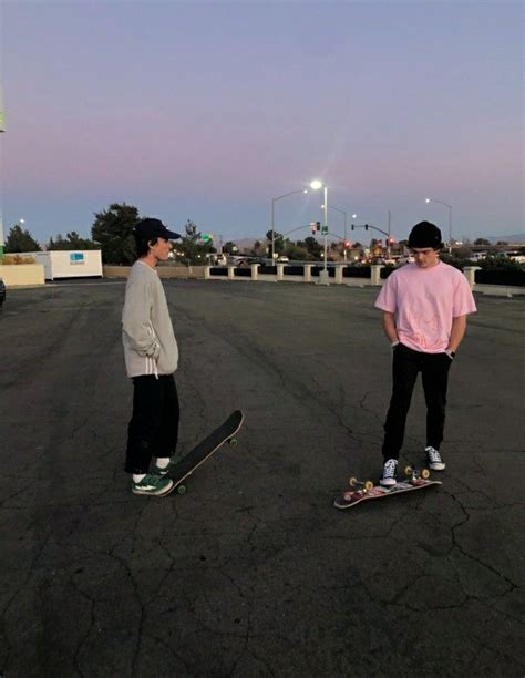 Skater Boys Style 90s, Look Skater, Skateboarding Aesthetic, Skate Aesthetic, Aesthetic Girl ...