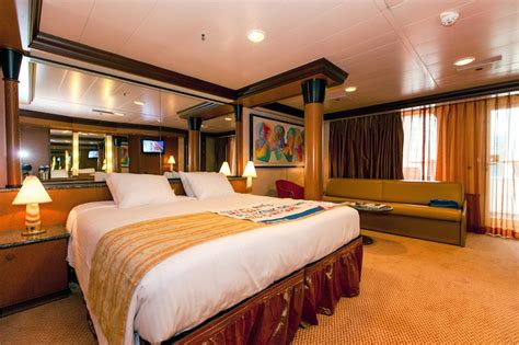 Carnival Sensation Cruise: Expert Review (2023)