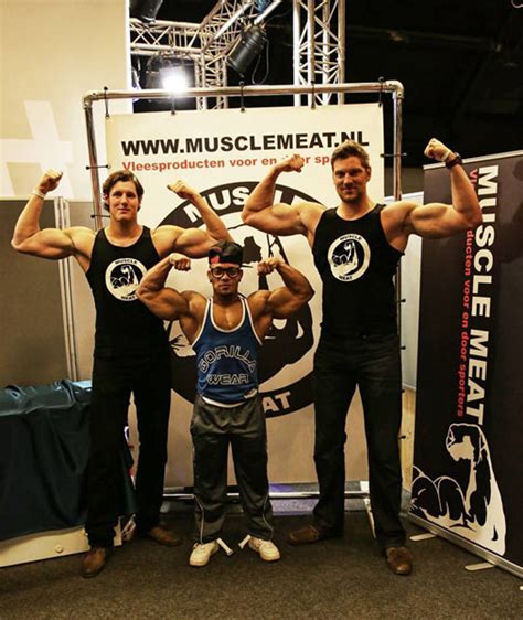 Seven Foot Tall Dutch Giant Gains 100 Pounds After 6 Years of Bodybuilding