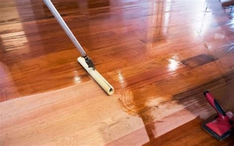 9 Easy Steps to Staining Laminate Floors