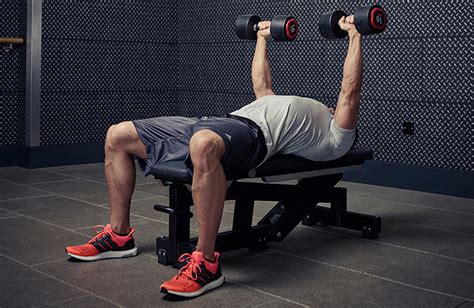 Move Masterclass: The Dumbbell Bench Press