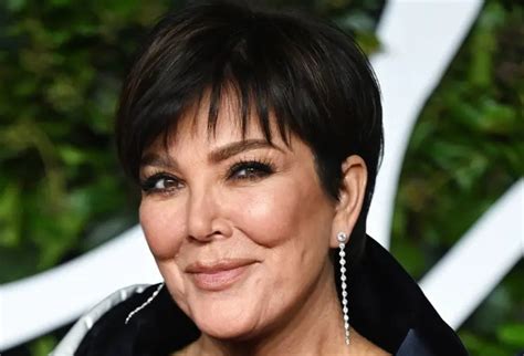 Kris Jenner switches off her trademark hair for a stunning new appearance.