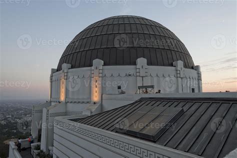 los angeles night view from observatory 20163699 Stock Photo at Vecteezy