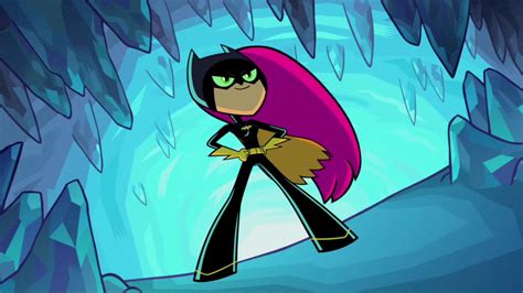 Starfire in Batgirls costume Teen Titans Go, Starfire, Young Justice ...