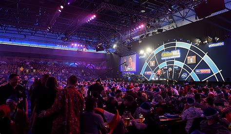 Ally Pally, Größe: Wie viele Zuschauer passen bei der Darts WM in den ...