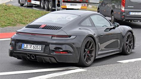 La nouvelle Porsche 992 GT3 Touring sort sans camouflage