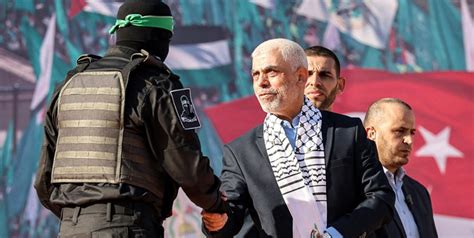 Hamas Leader Says Its Fighters 'Smashing' Israeli Army, Will Not Surrender | Farsnews Agency