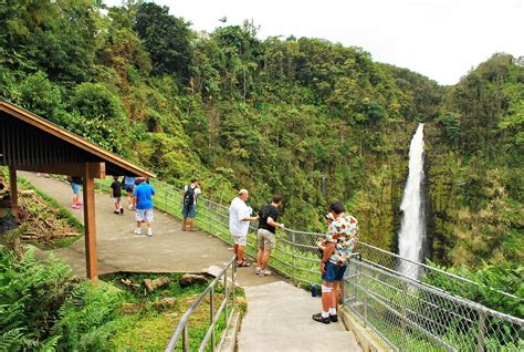 Hawaii - Exploring The Big Island: Akaka Falls State Park