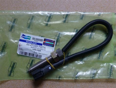 DOOSAN parts and DAEWOO parts, Speed sensor for doosan,65.27103-7007A ...