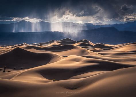 How to Capture the Unique Details of Sand Dunes with a Telephoto Lens | PetaPixel