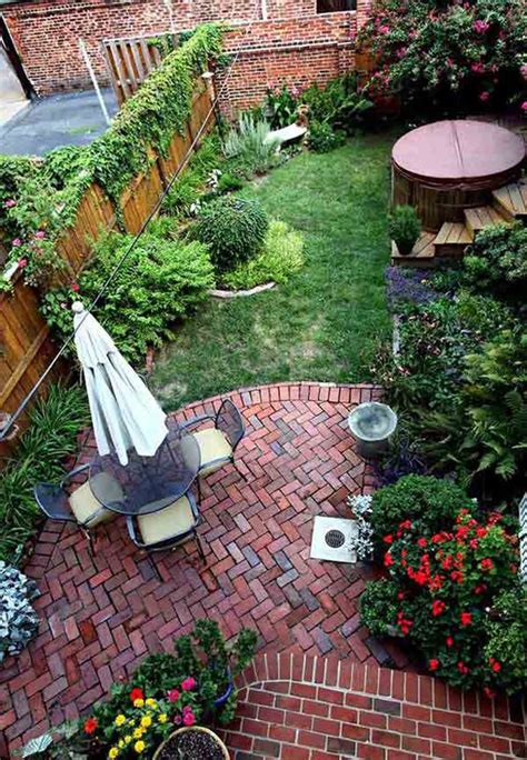 small-backyard-garden-decoration | HomeMydesign