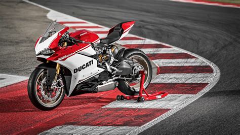 Ducati Wallpapers (85 images) - WallpaperCosmos