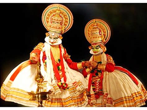 Kathakali and Mohiniyattam: Kerala’s Enchanting Classical Dance ...