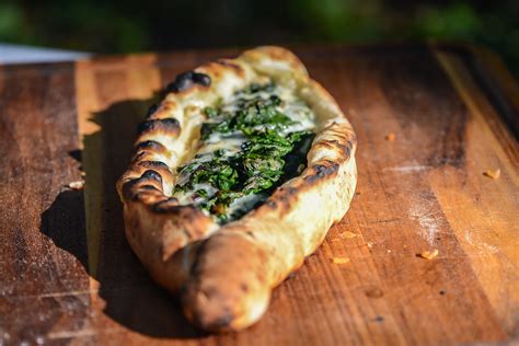 Turkish Spinach and Cheese Pides Recipe :: The Meatwave