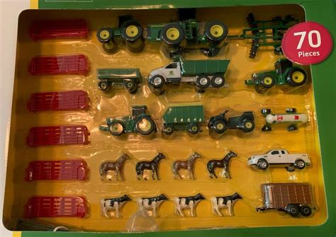 Official John Deere Farm Toy Playset w/Machine Shed 70 Pieces Ages 5+ New | #2102153257