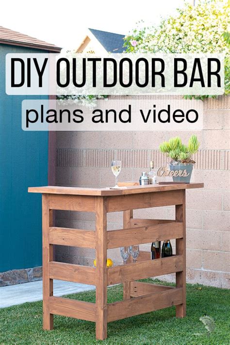 How To Build An Easy Modern DIY Outdoor Bar For $70 - Anika's DIY Life