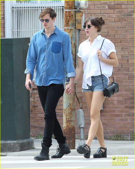 Bill Skarsgard Holds Hands with His Girlfriend in New Orleans: Photo 3872666 | Bill Skarsgard ...