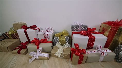 Gift boxes with bows 1306854 Stock Video at Vecteezy