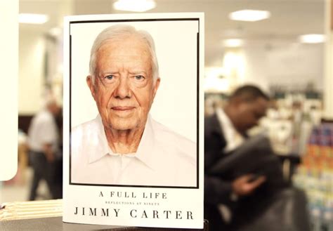 Jimmy Carter signs copies of his book 'A Full Life' - All Photos - UPI.com