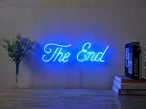 The End Neon Skilt ️ Neonskilte.com®