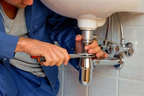 How to Become A Plumber: The Definitive Guide - Careers & Education