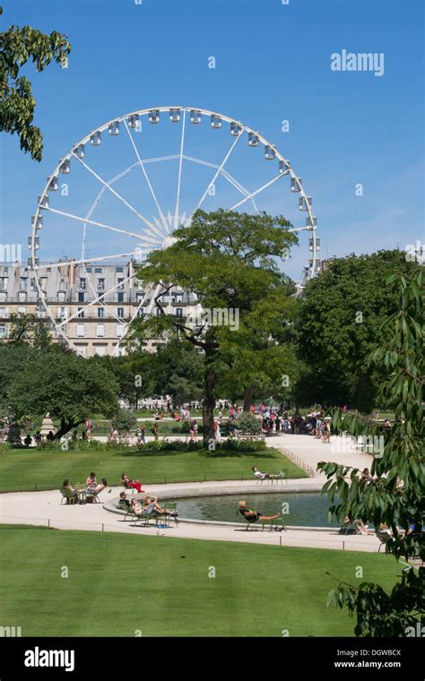 Tuileries garden, Paris, France Stock Photo - Alamy