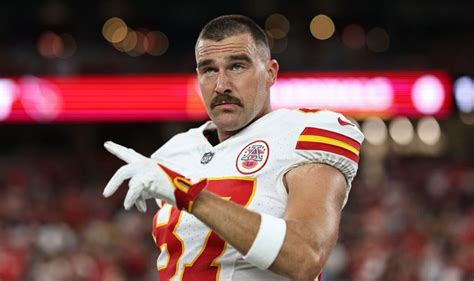 Travis Kelce's salary and endorsements make him millions every year ...