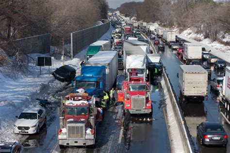 Pennsylvania Turnpike closed near Philadelphia - WTOP News