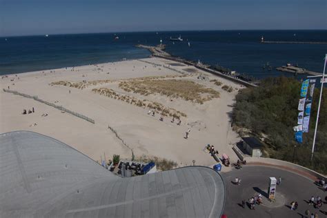 Rostock beach | Rostock, Mecklenburg-Vorpommern, 2011 | Thomas Quine | Flickr